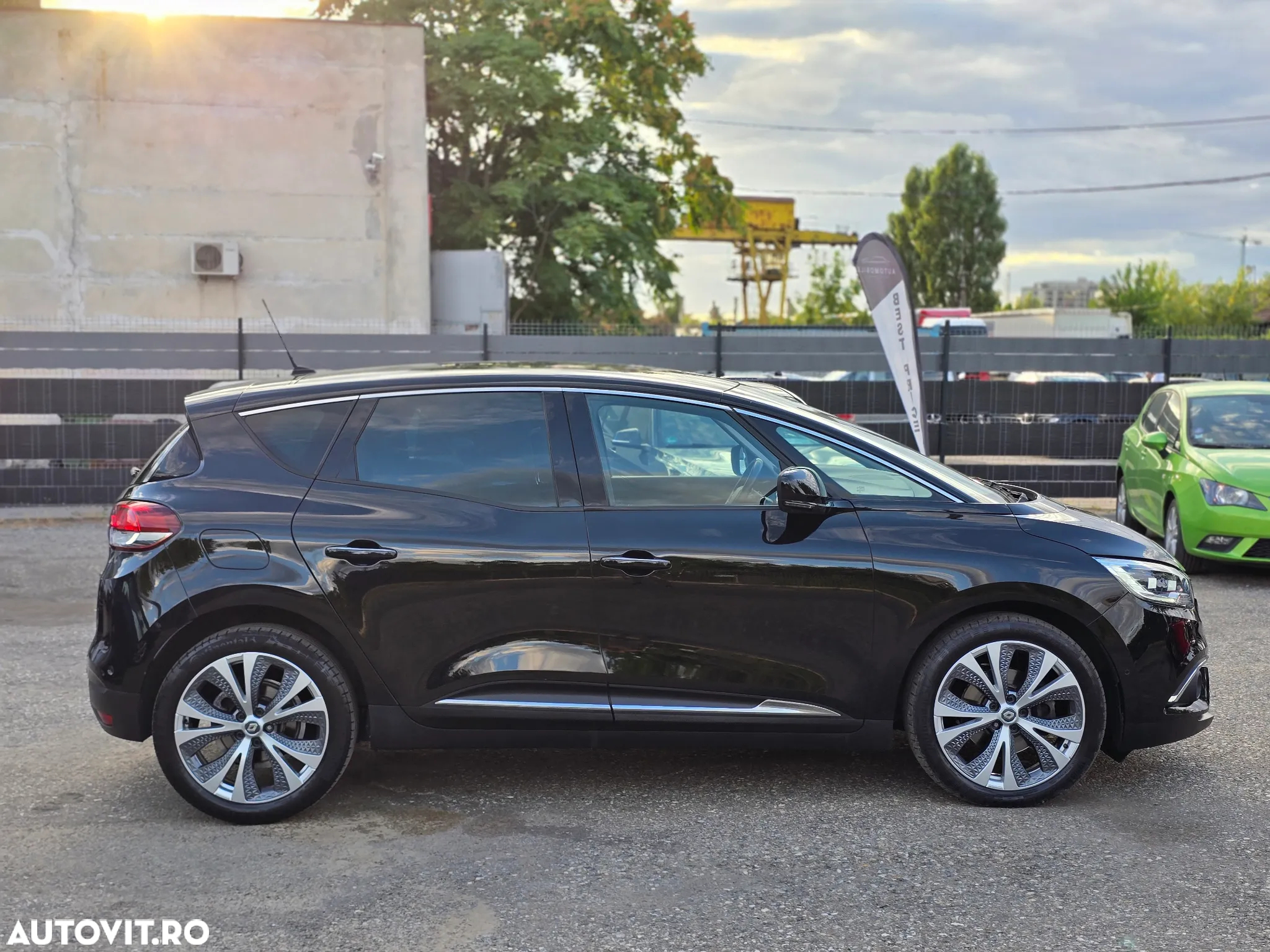 Renault Scenic ENERGY dCi 160 EDC INITIALE PARIS - 5