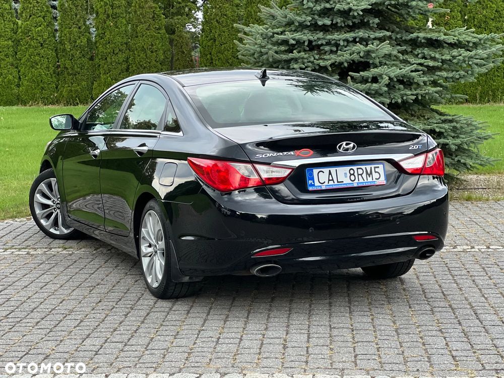 Hyundai Sonata - 8