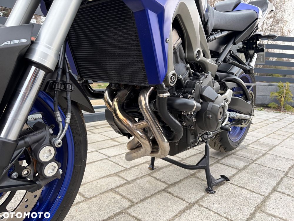 Yamaha MT - 19