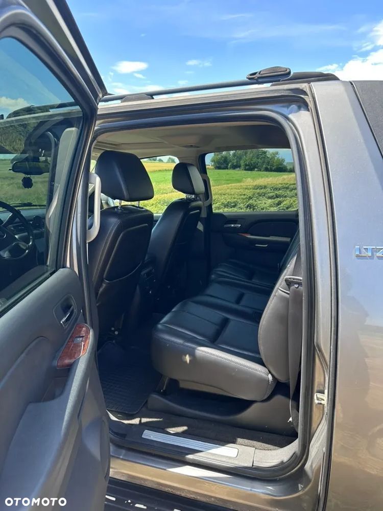 Chevrolet Avalanche - 10