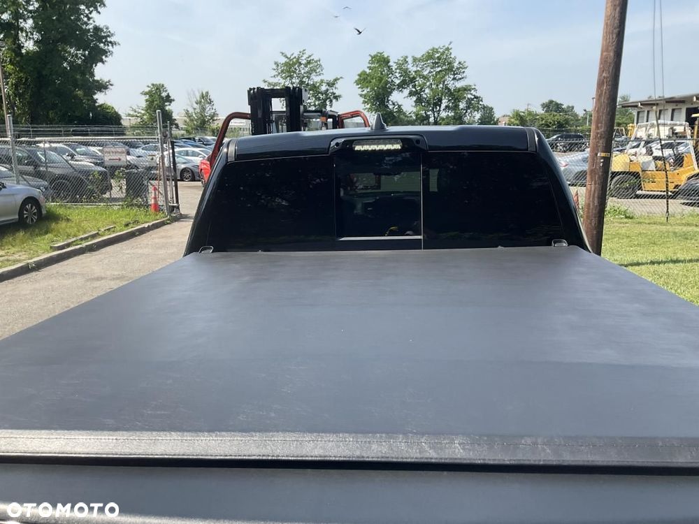 RAM 1500 - 25