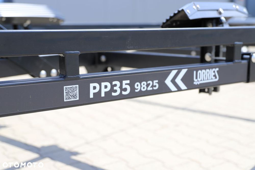 Lorries Przyczepa Podłodziowa PP35-9825 w Kolorze Czarnym Do Łodzi Max 9.8 M DMC 3500 kg Tylne Lampy LED - 13