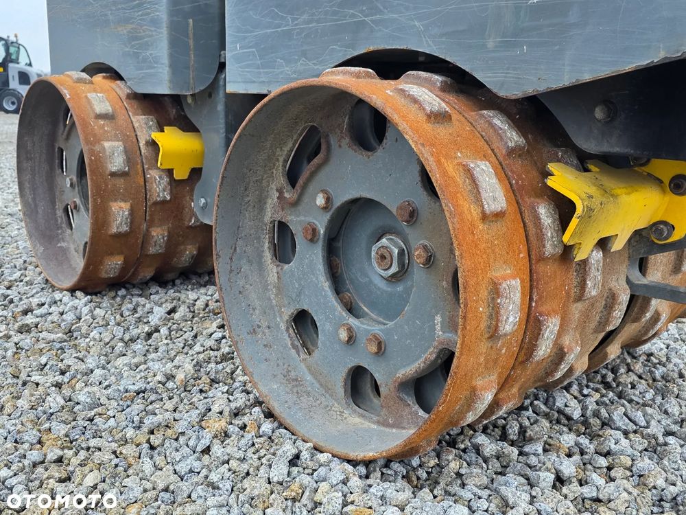 Wacker Neuson RTSC3 walec okołkowany zdalnie sterowany, silnik KUBOTA - 7