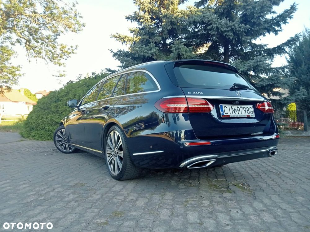 Mercedes-Benz Klasa E 200 T 9G-TRONIC Exclusive - 9