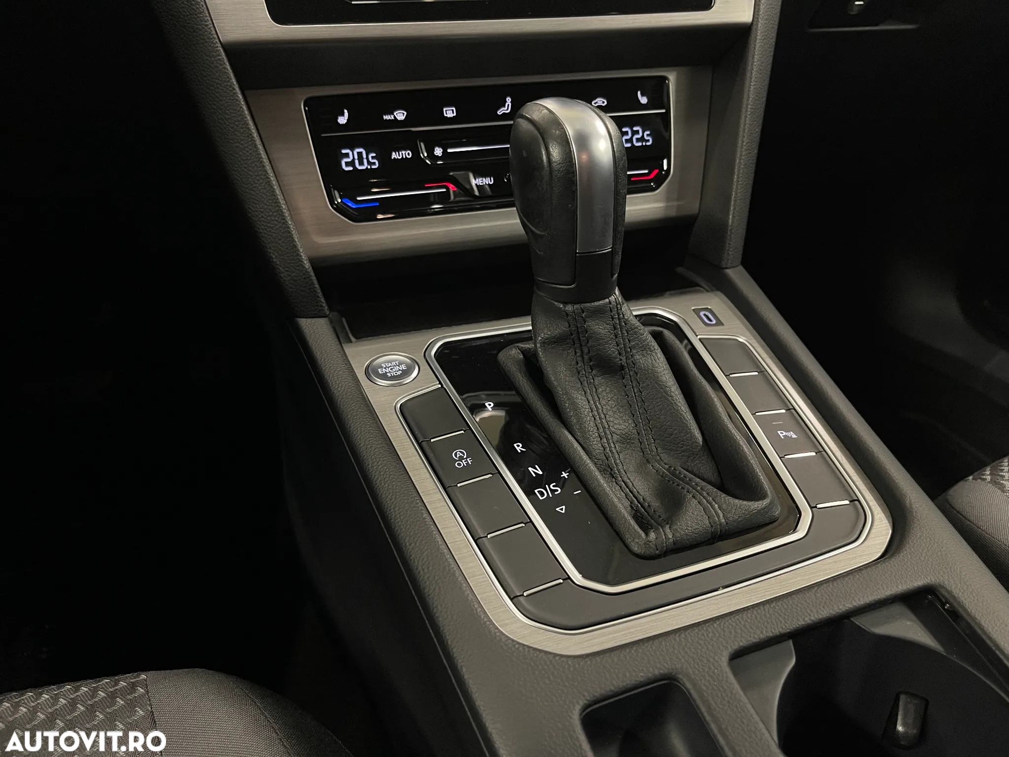 Volkswagen Passat 1.5 TSI ACT DSG Comfortline - 22