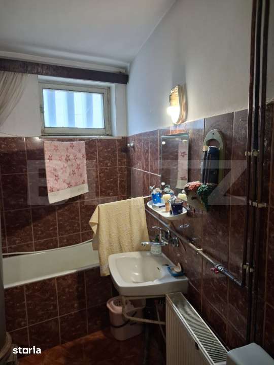 Apartament cu 3 camere, etajul 3, Campulung Moldovenesc — fotografia 3