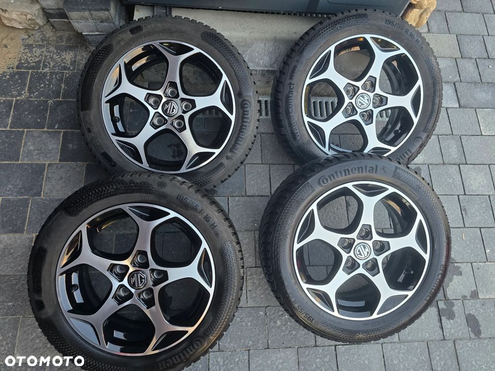 MG MG3 1.5 HEV+ Exclusive - 10