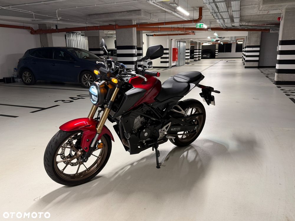 Honda CB - 3