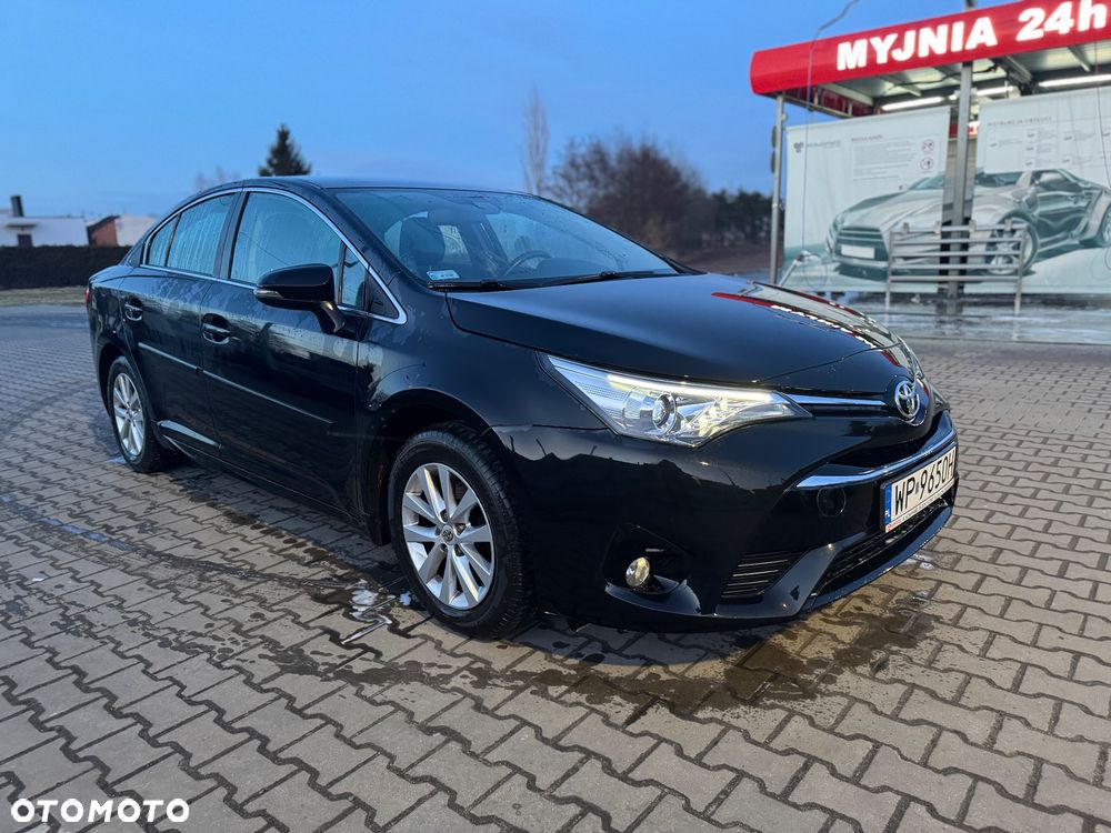 Toyota Avensis - 1