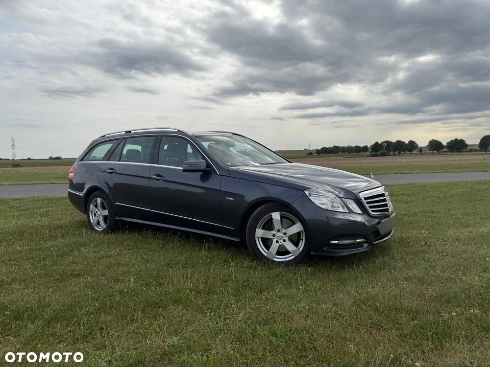 Mercedes-Benz Klasa E 350 CDI BlueEff Avantgarde - 1