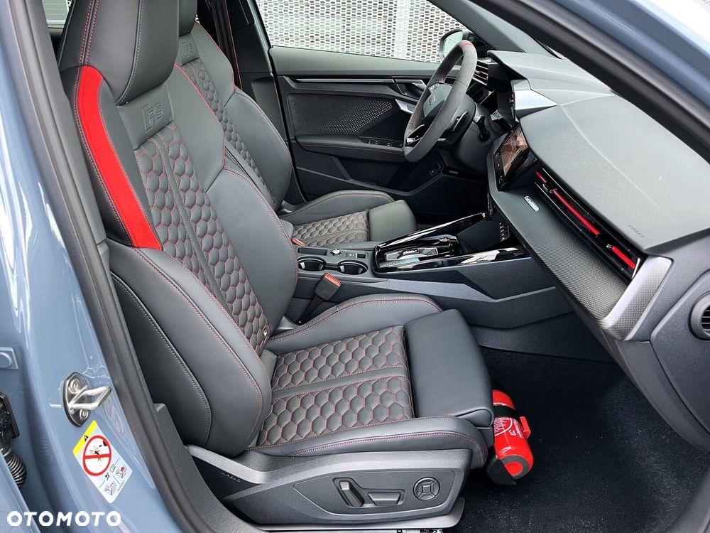 Audi RS3 Sportback - 15