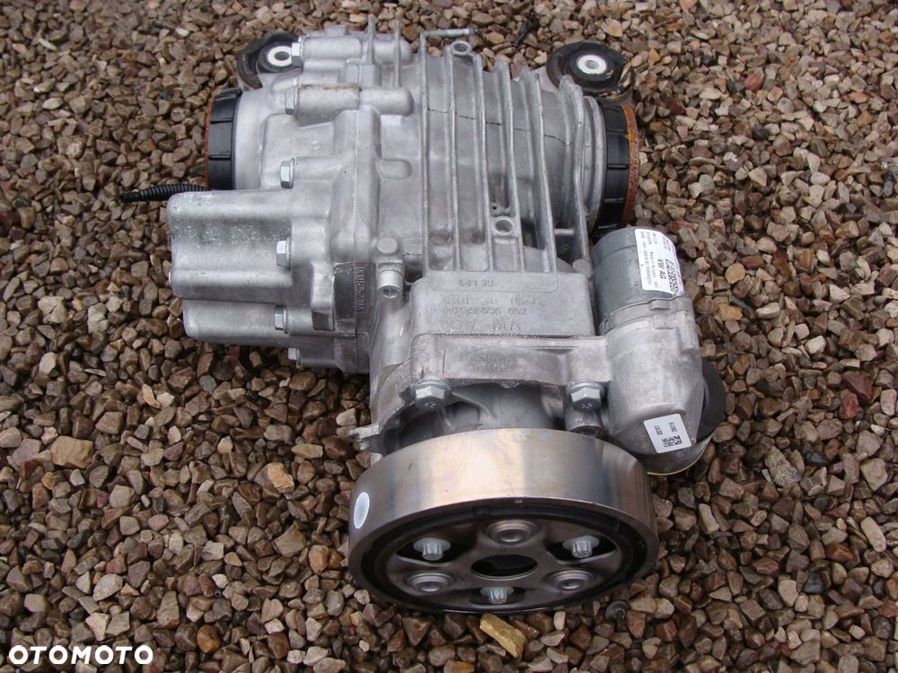 most tył audi q3 83a 0cq525010al 5wa907554r 2025r 2.0 tdi automat - 10