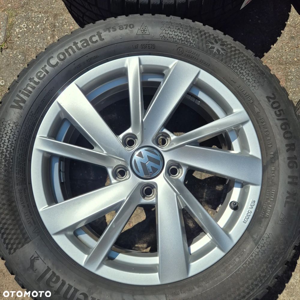 ZIMA 205/60 R16 ORYGI. VW T-ROC PASSAT TOURAN CADDY ATECA OCTAVIA 4 YETI - 4
