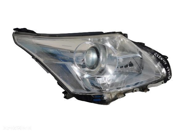 Lampa PRAWA Toyota AVENSIS T27 2009-2012 - 1