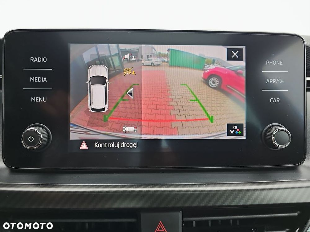 Skoda Kamiq 1.5 TSI Monte Carlo DSG - 19