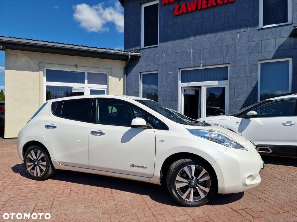 Nissan Leaf 24kWh Tekna - 13