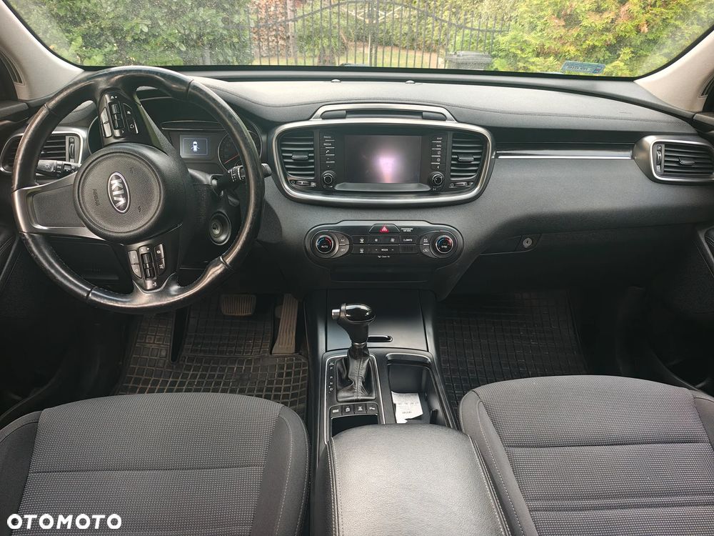Kia Sorento 2.0 CRDI M - 9