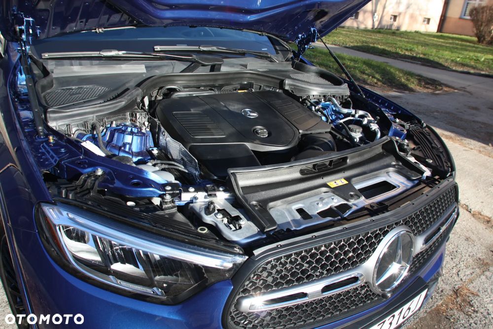 Mercedes-Benz GLC 300 4Matic 9G-TRONIC Edition AMG Line - 9