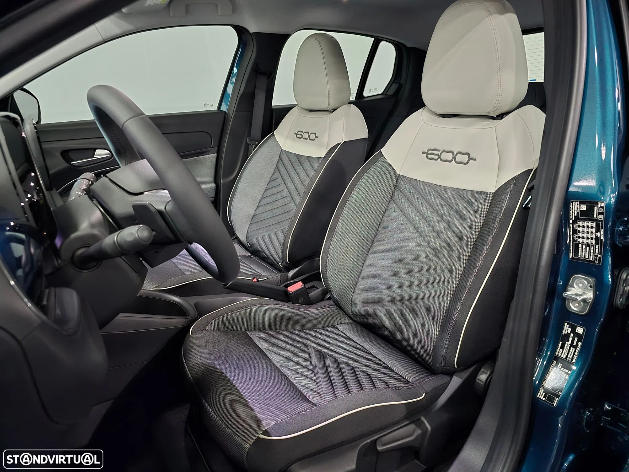 Fiat 600 1.2 Hybrid - 12