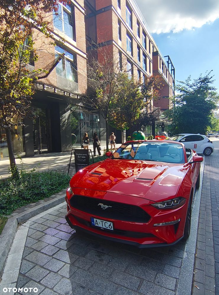 Ford Mustang - 3