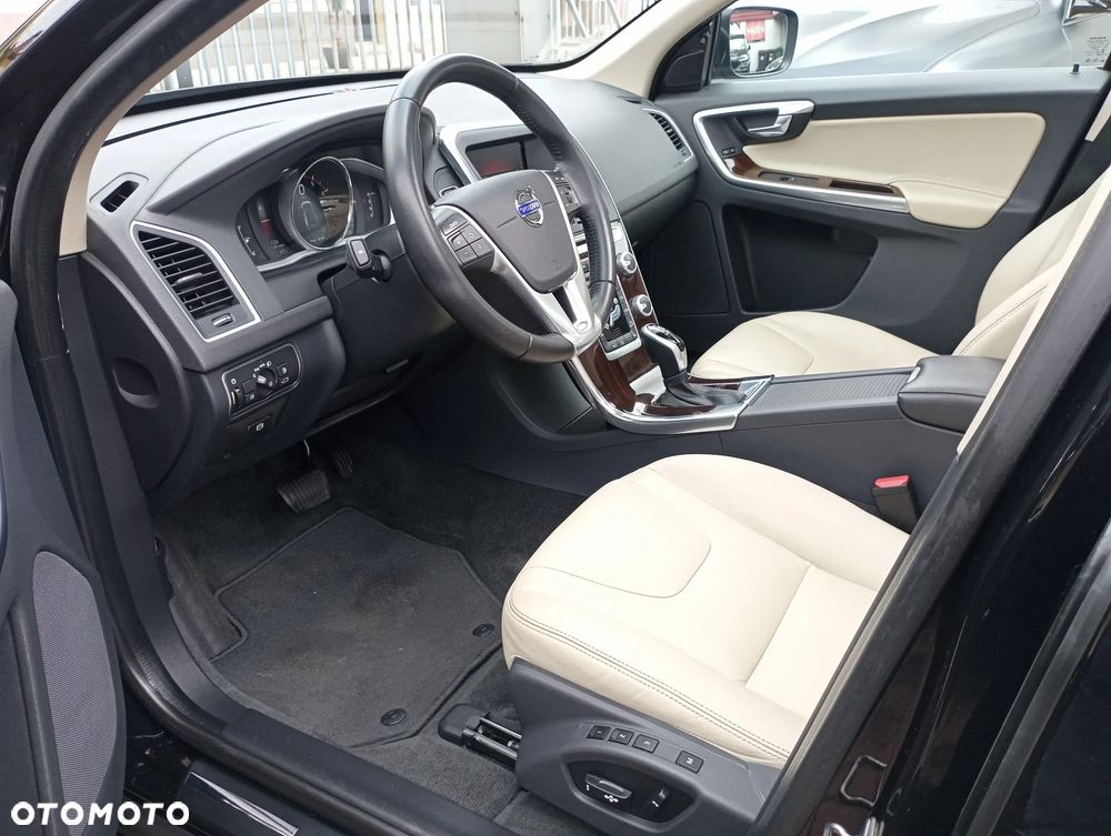 Volvo XC 60 T6 AWD Drive-E Summum - 7