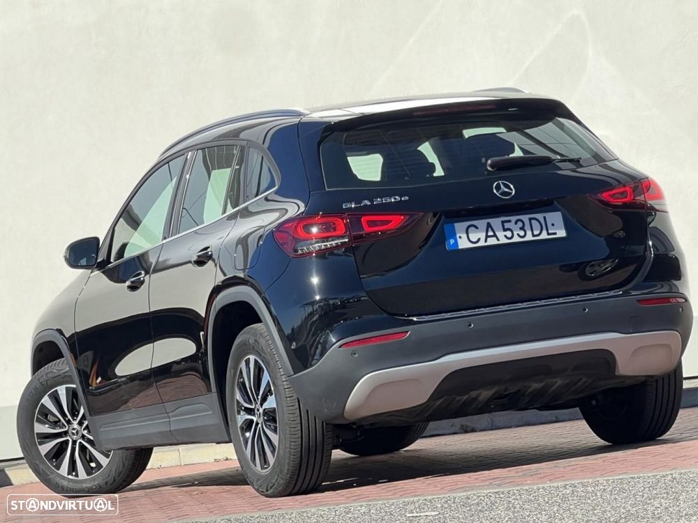 Mercedes-Benz GLA 250 e Style - 36