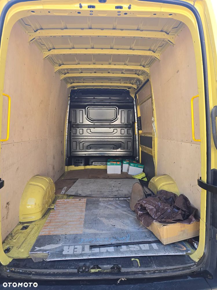Volkswagen Crafter - 6