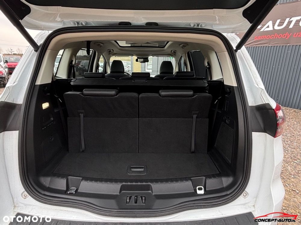 Ford S-Max - 39