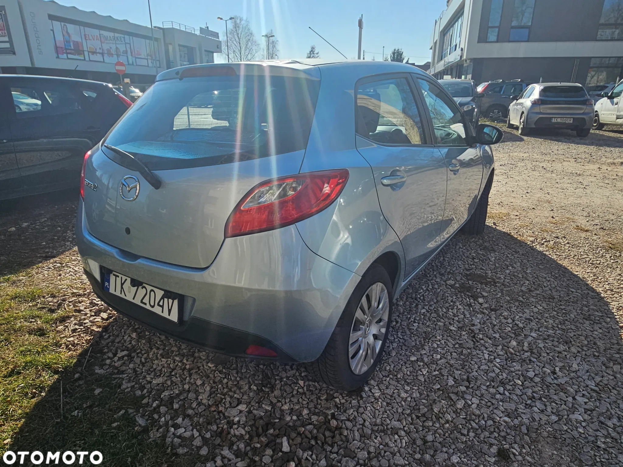 Mazda 2 - 8