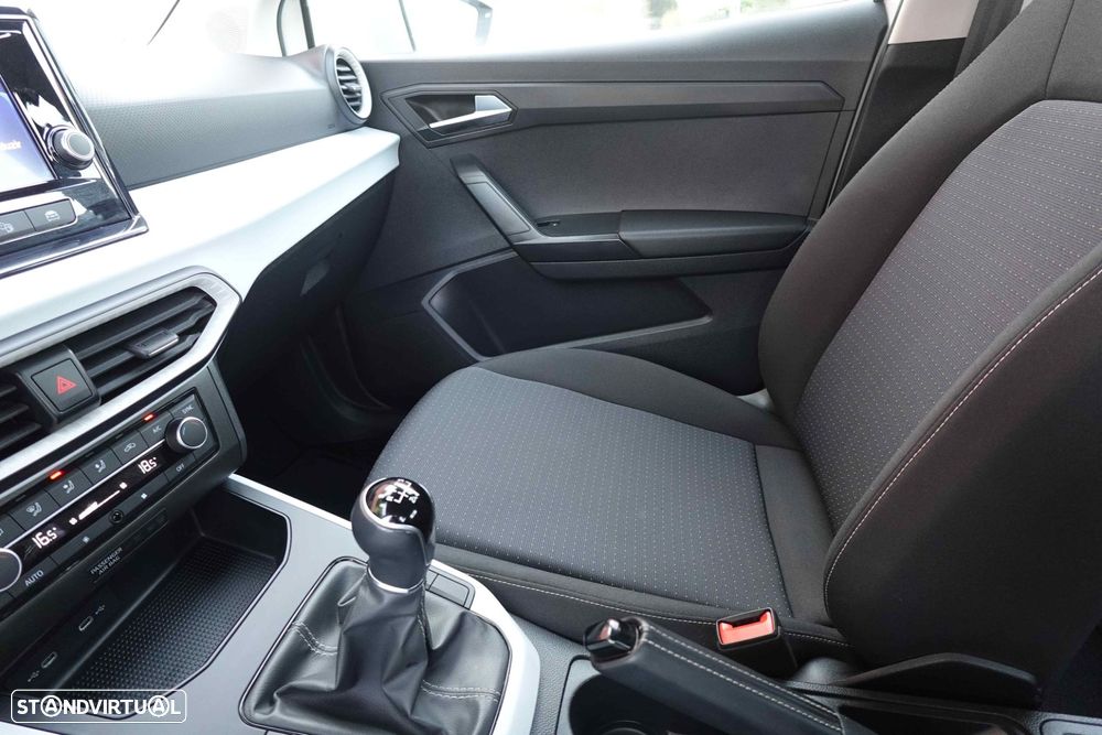 SEAT Arona - 19