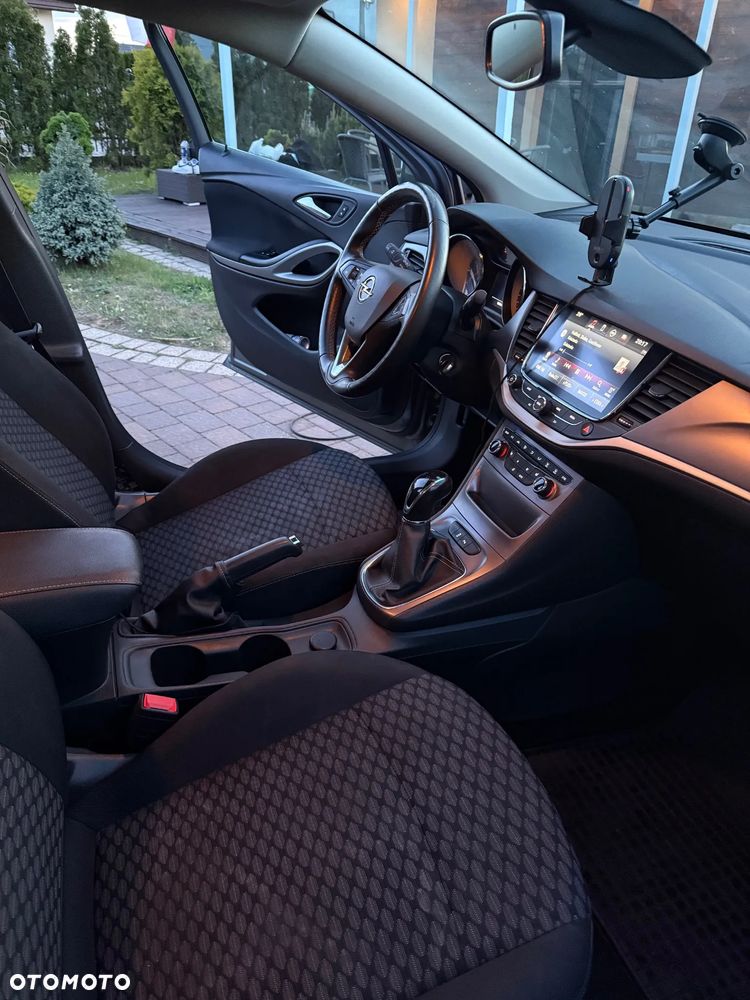 Opel Astra 1.4 T Dynamic S&S - 10