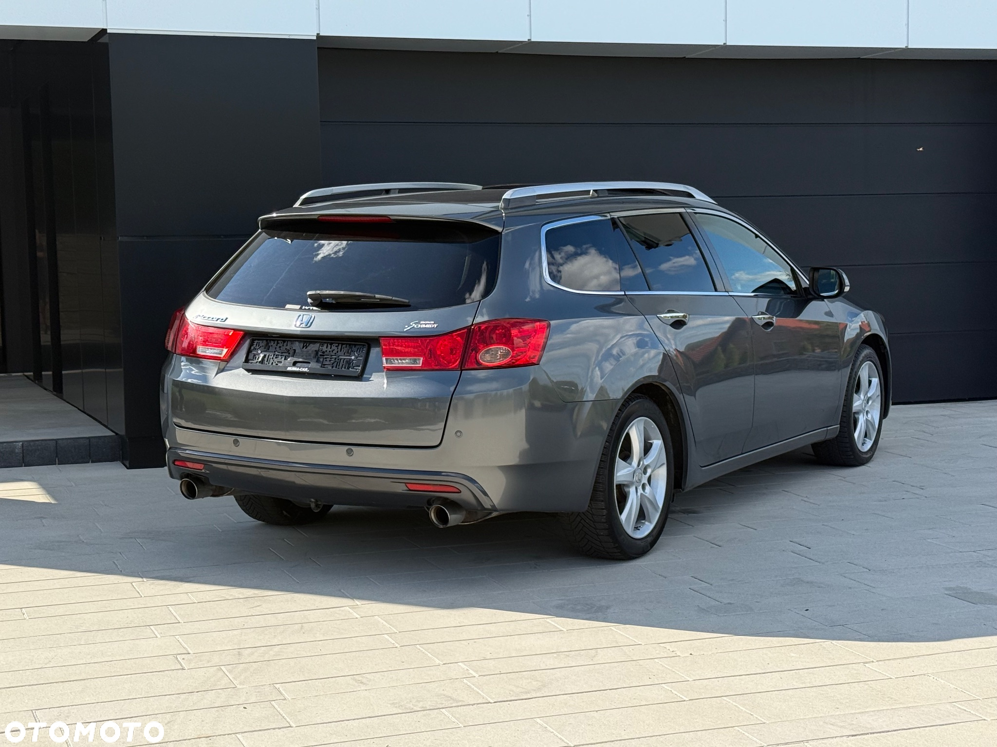 Honda Accord Tourer 2.4 Automatik Executive - 39
