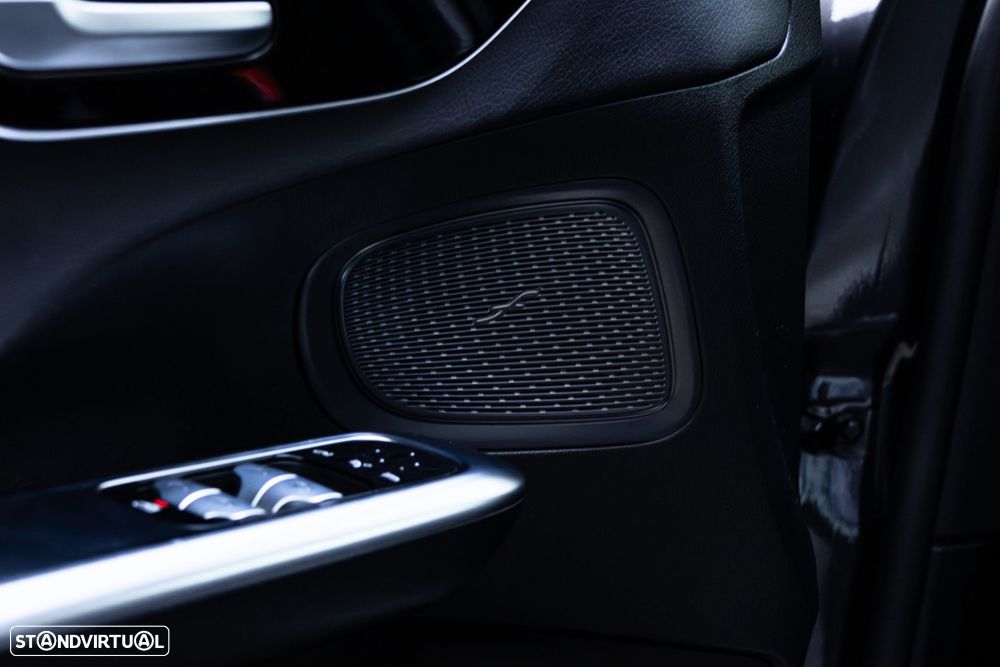 Mercedes-Benz C 300 d AMG Line - 22