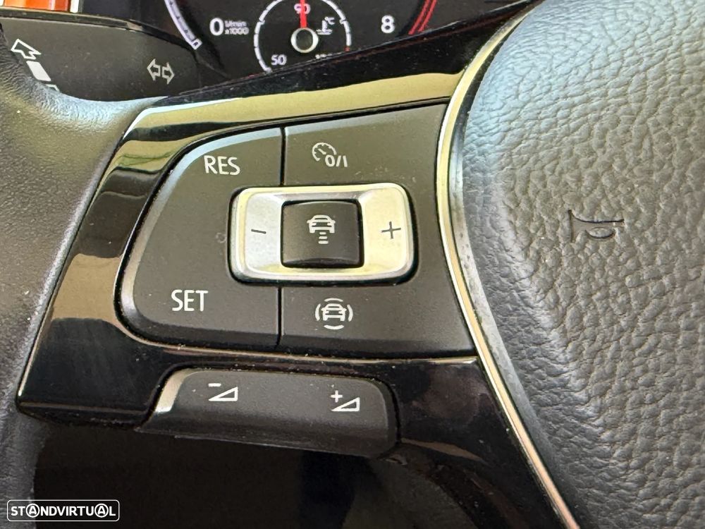 VW T-Roc 1.5 TSI Beats DSG - 34