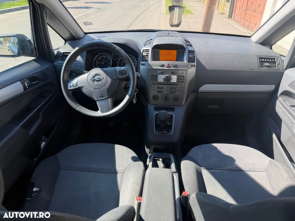 Opel Zafira 1.9 CDTI Essentia - 9