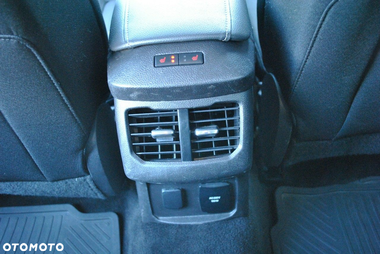 Ford Mondeo 2.0 EcoBlue Titanium - 17
