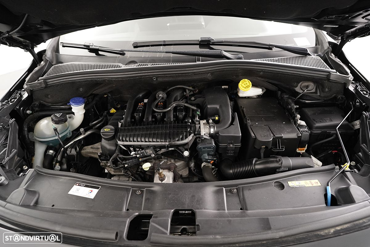Peugeot 2008 1.2 PureTech Allure - 25