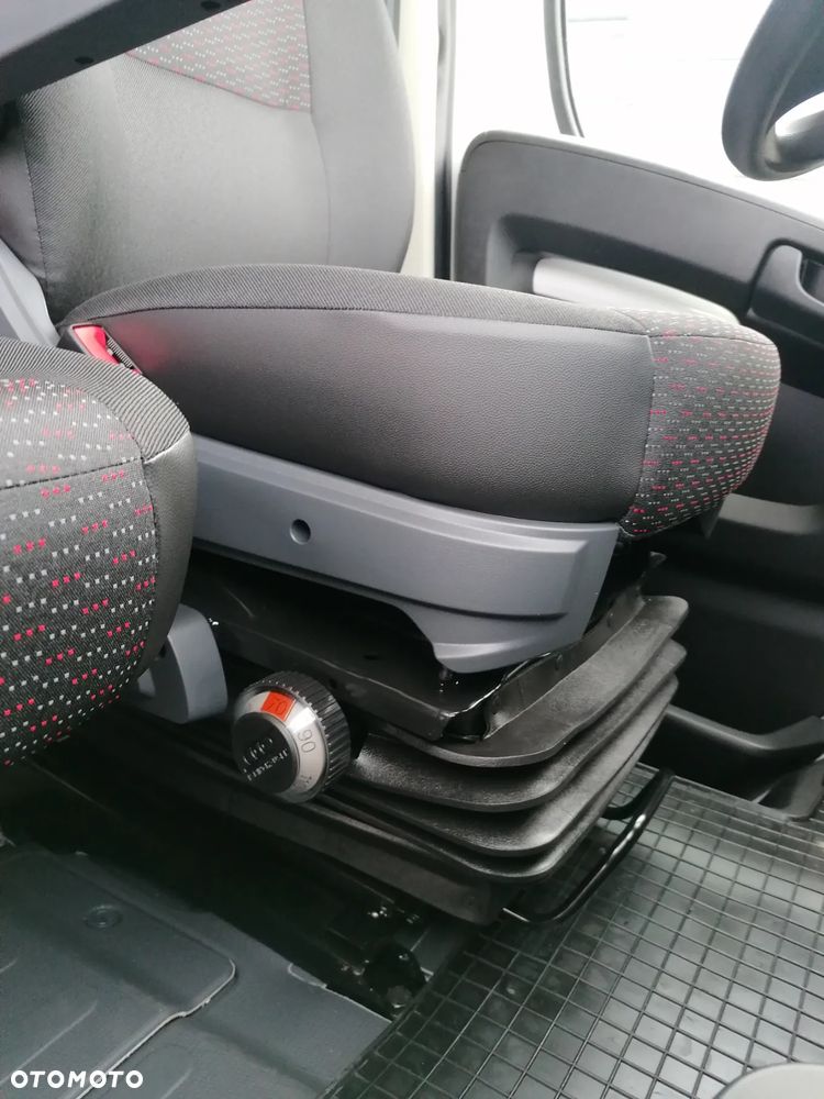 Peugeot Boxer Furgon L3H2 333 2.2 HDi 140KM 2024 Kamera/Fotel bujany/Drzwi 270 - 11