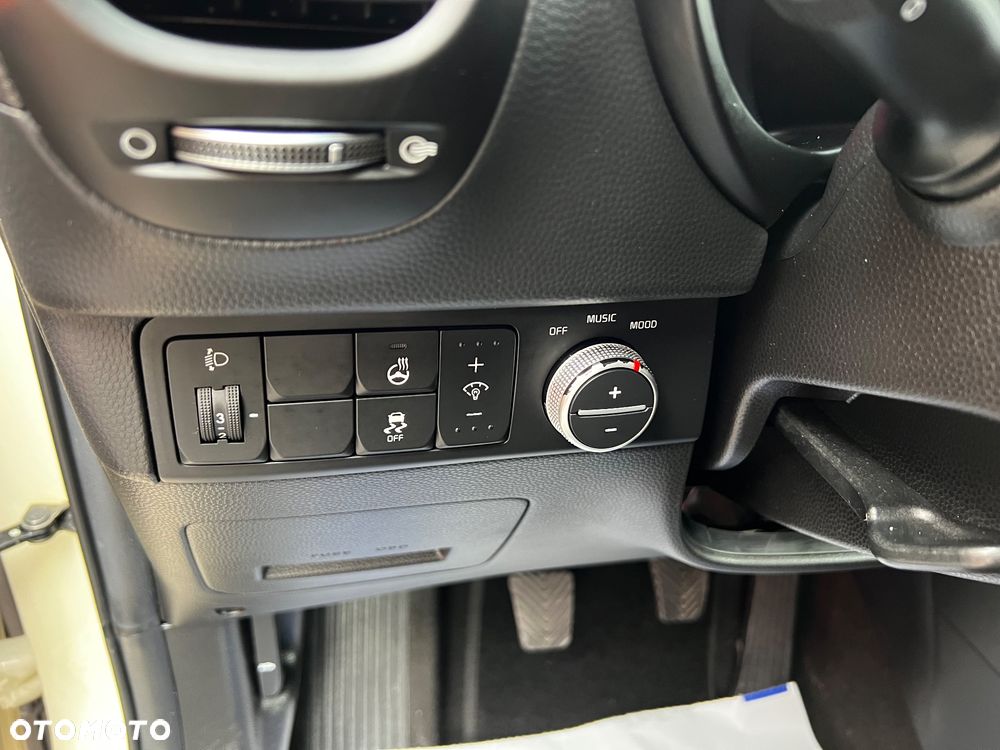 Kia Soul 1.6 CRDI Attract - 29