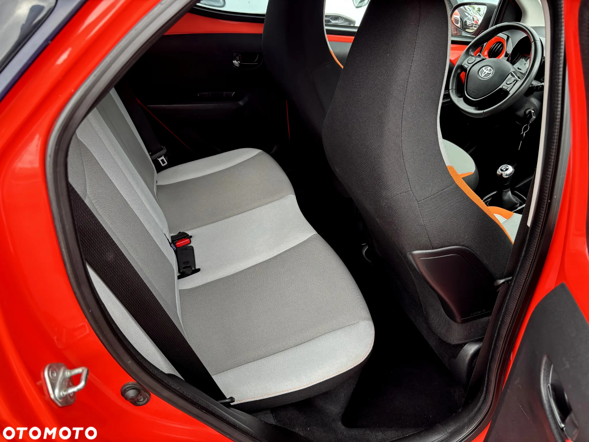 Toyota Aygo x-cite - 16