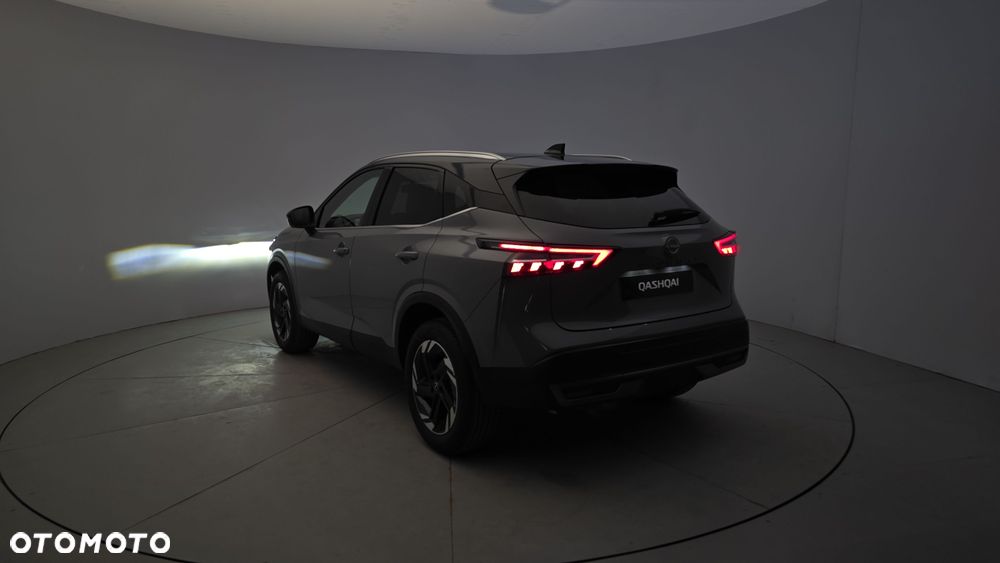 Nissan Qashqai 1.3 DIG-T mHEV N-Connecta Xtronic - 24