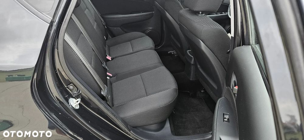 Hyundai i30 1.4 FIFA WM Edition - 13