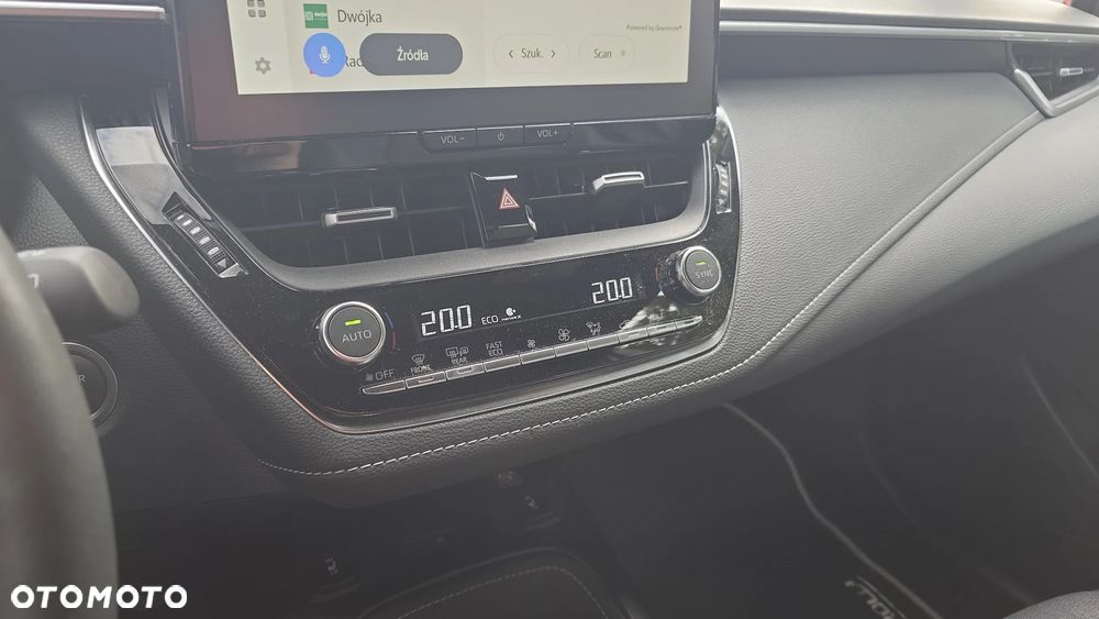 Toyota Corolla 1.8 Hybrid Style - 10