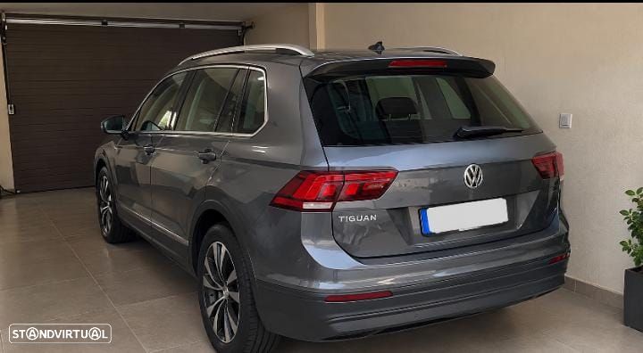 VW Tiguan 1.5 TSI Confortline - 2