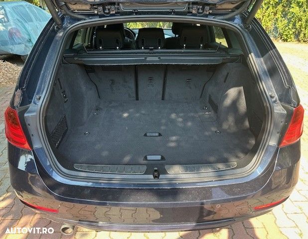 BMW Seria 3 318d Sport Line - 2