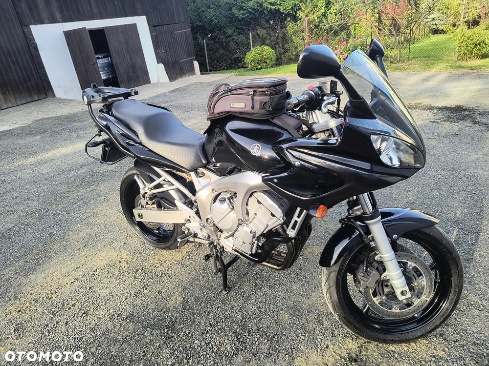 Yamaha FZ6 - 11