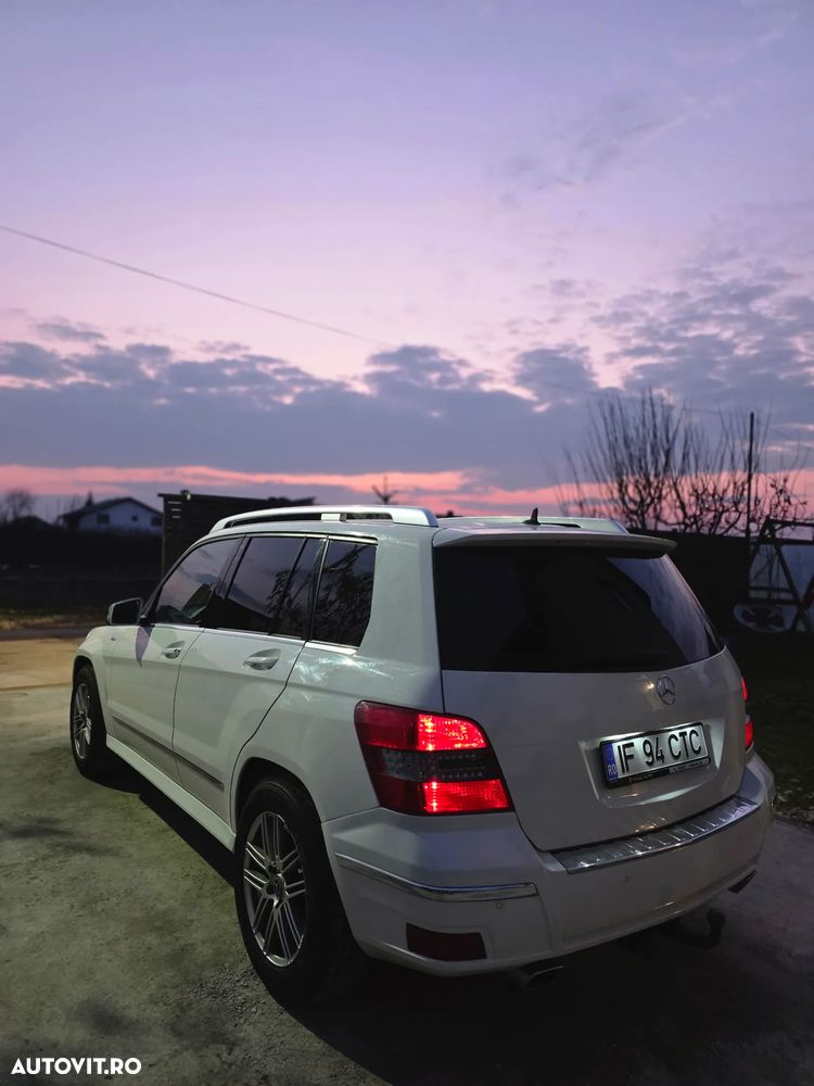 Mercedes-Benz GLK 220 CDI DPF 4Matic BlueEFFICIENCY 7G-TRONIC - 3