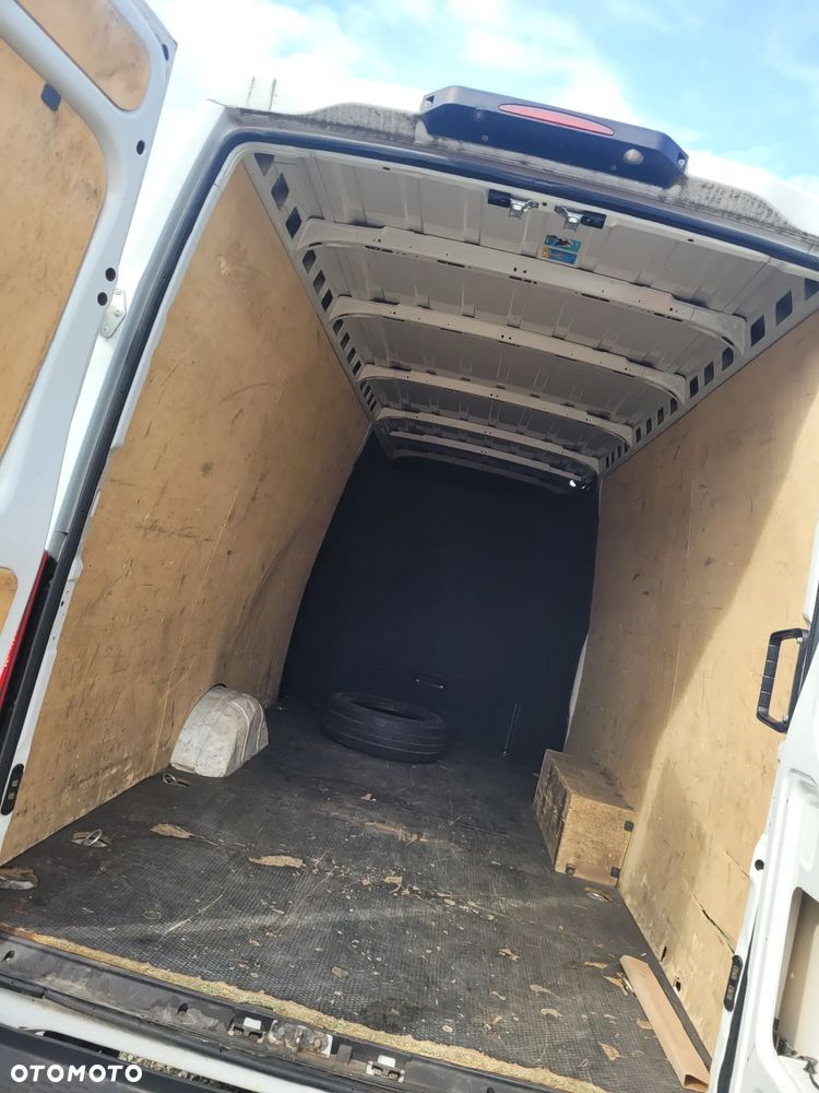 Iveco 35S18 - 22