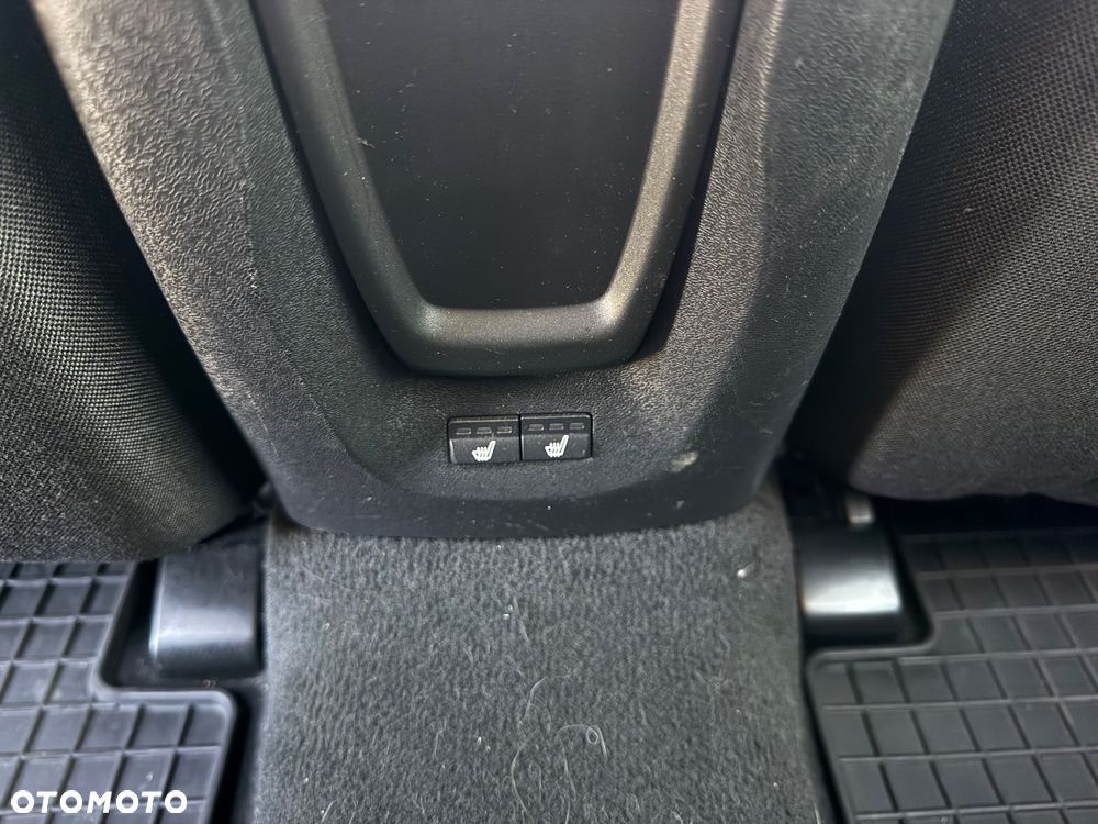 Volvo V40 D3 Momentum - 14