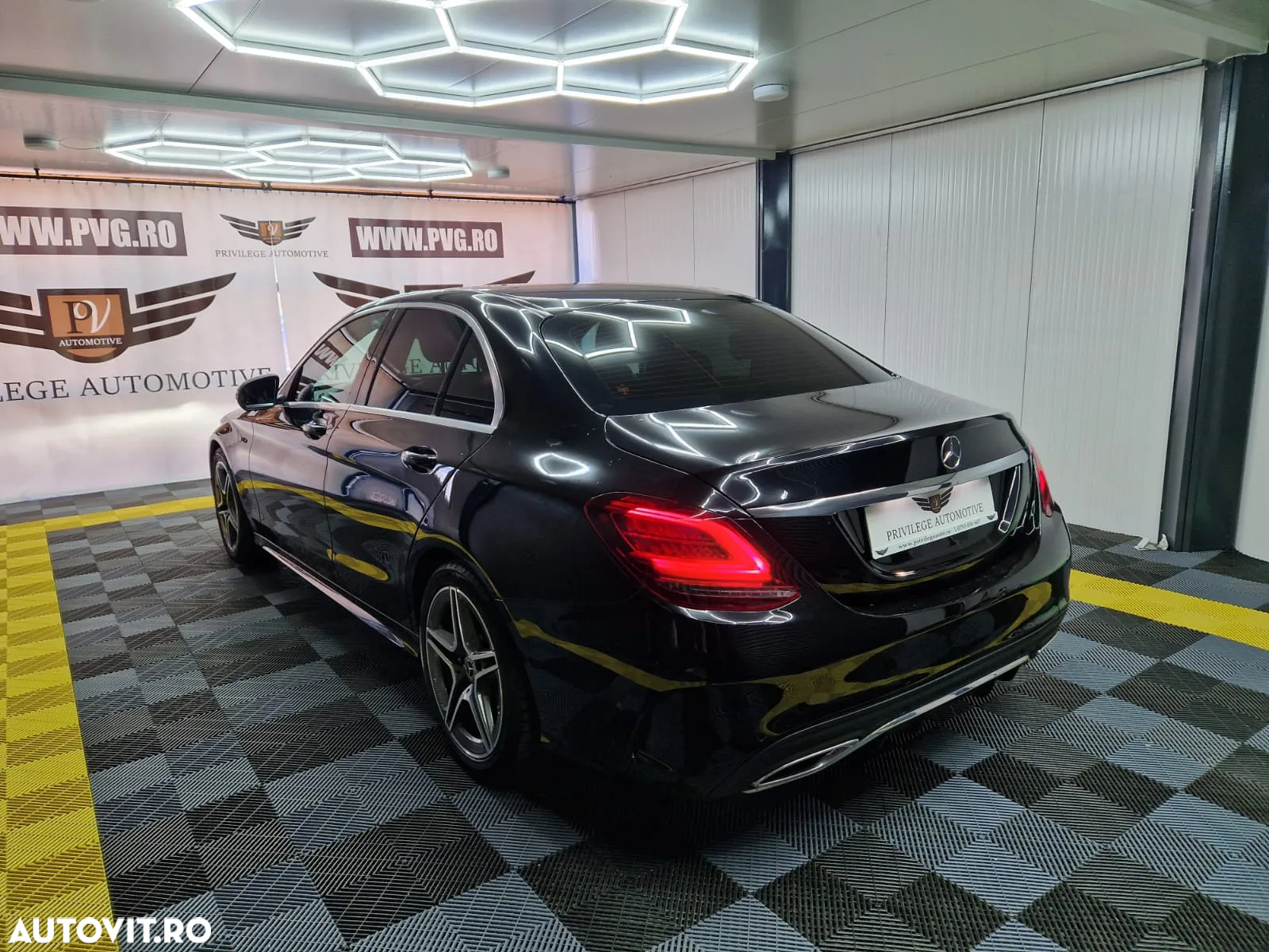 Mercedes-Benz C 180 d T 9G-TRONIC AMG Line - 6